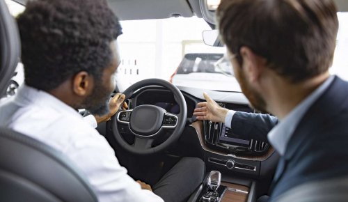 Certification inexacte du kilométrage par le vendeur professionnel d’un véhicule