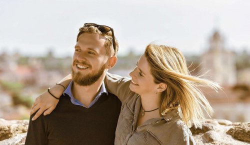 Succession entre frères et sœurs : l’exonération s’applique-t-elle en cas de Pacs ?