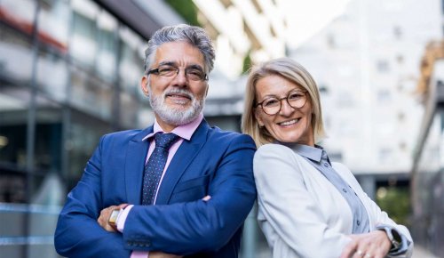 Les comportements des femmes et des hommes sous la loupe de l’AMF