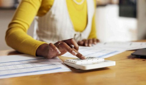 Pas de gestion désintéressée en cas de rémunération du dirigeant de fait d’une association