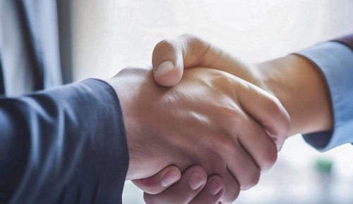 Quelle durée pour un pacte d’associés conclu sans terme exprès ?