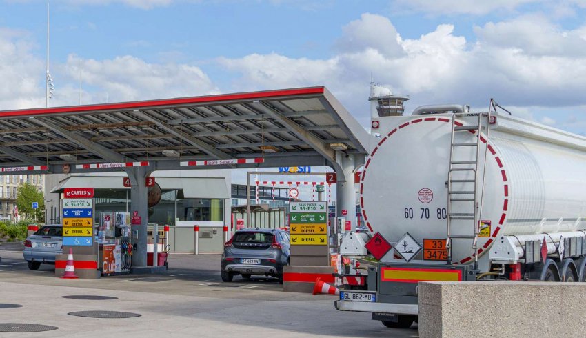 Prix des carburants : le point sur les aides aux entreprises et aux « grands rouleurs »