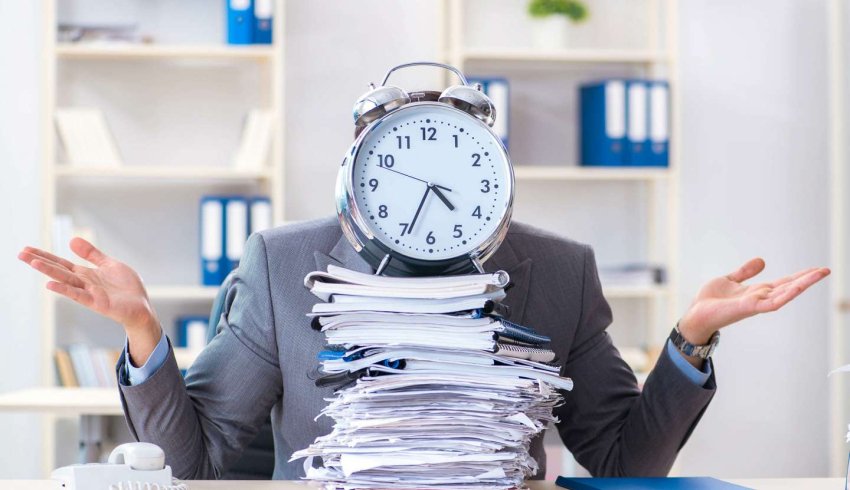 Heures supplémentaires : interdiction de l’employeur vs charge de travail